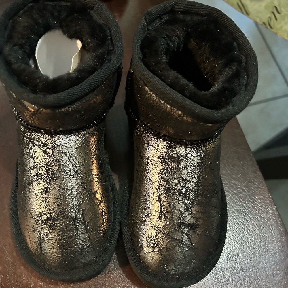 Dream Pairs Shiny Black Kids Boots